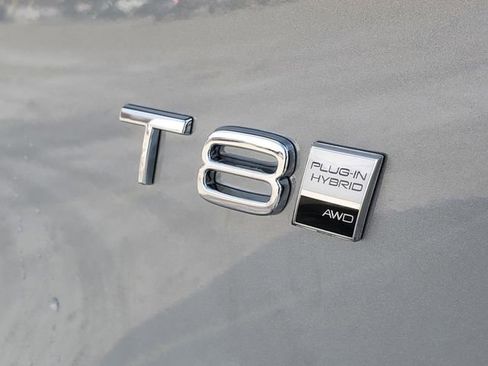 New 2026 Volvo XC90 T8 Ultra w/ Protection Package Premier AWD/4WD image 8