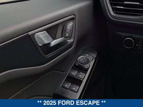 New 2025 Ford Escape ST-Line w/ Tech Pack #1 image 24