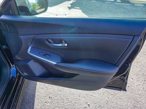 Used 2023 Nissan Sentra SR w/ Midnight Edition Package image 29