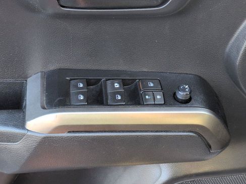 Used 2022 Toyota Tacoma SR5 w/ Technology Package RWD image 17