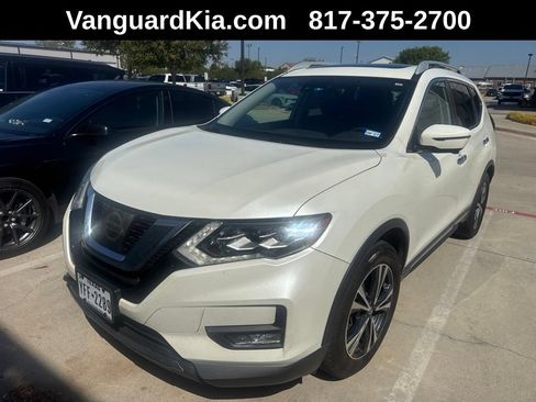 Used 2017 Nissan Rogue SL w/ SL Premium Package FWD image 1
