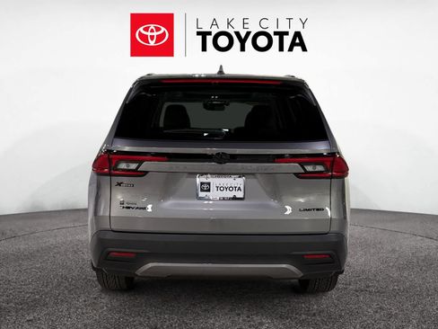 New 2026 Toyota Grand Highlander Limited image 4