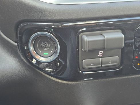 New 2026 Chevrolet Silverado 1500 High Country AWD/4WD image 29