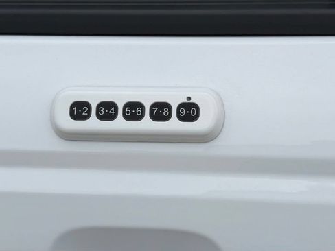 Used 2022 Ford Bronco Wildtrak AWD/4WD image 16
