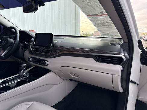 Used 2021 Nissan Altima 2.5 Platinum image 35