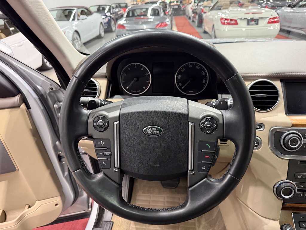 Used 2016 Land Rover LR4 HSE LUX AWD/4WD image 49