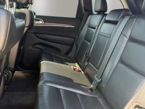 Used 2018 Jeep Grand Cherokee Limited AWD/4WD image 18