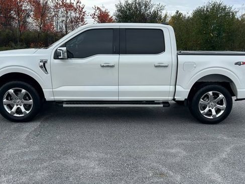Used 2022 Ford F150 Lariat w/ Equipment Group 502A High image 6