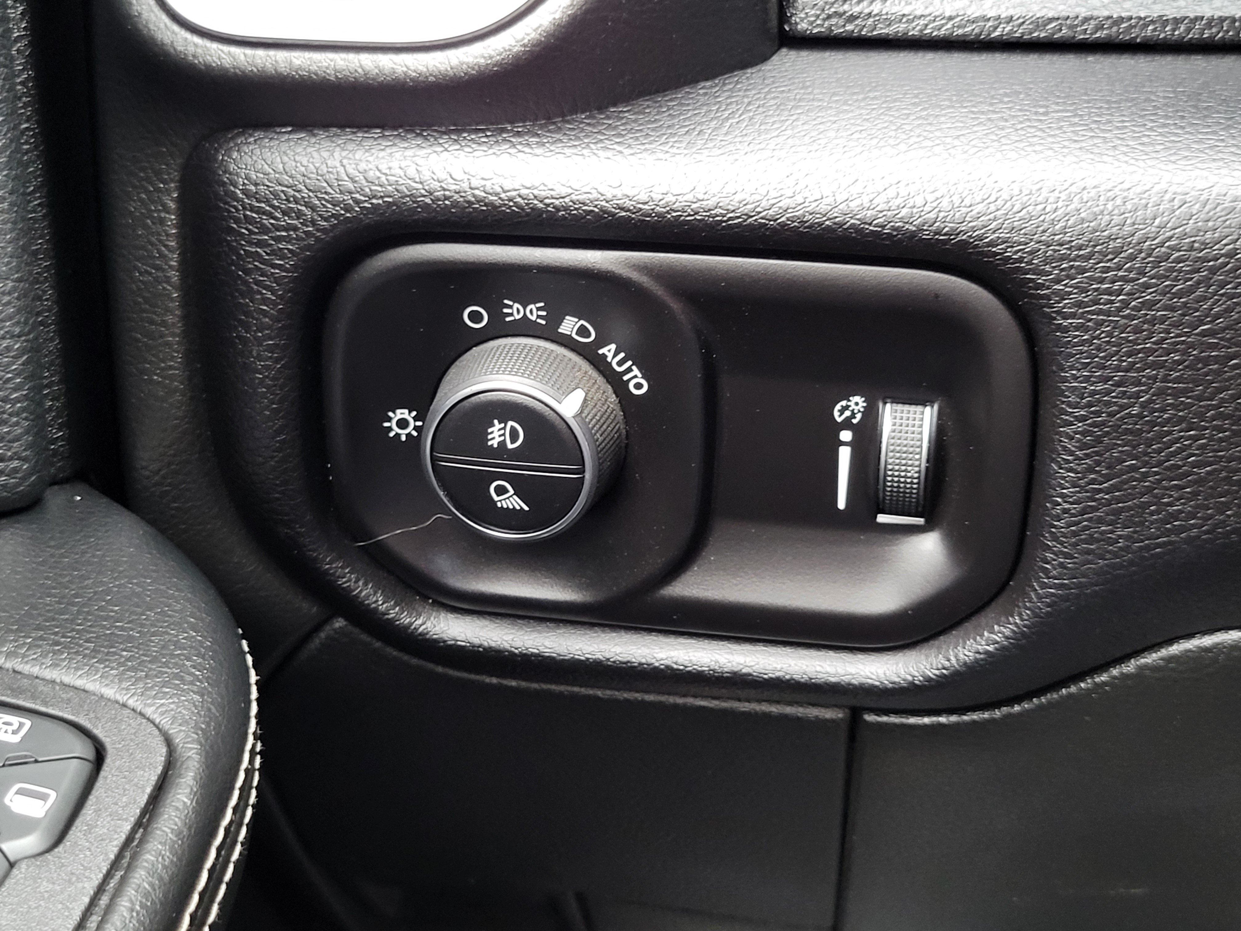Used 2026 RAM 2500 Big Horn AWD/4WD image 10