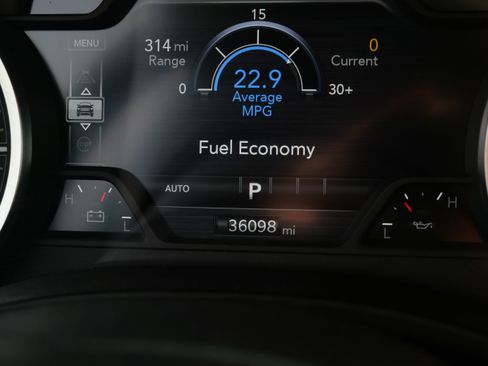 Used 2025 RAM 1500 Big Horn AWD/4WD image 35