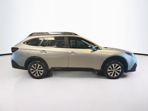 Used 2020 Subaru Outback image 10