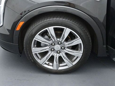 Certified 2022 Cadillac XT4 Premium Luxury w/ Enhanced Visibility Package AWD/4WD image 34
