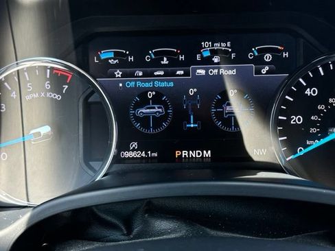 Certified 2019 Ford Expedition XLT w/ Equipment Group 202A AWD/4WD image 26