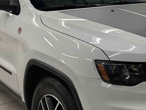 Used 2021 Jeep Grand Cherokee Trailhawk AWD/4WD image 6