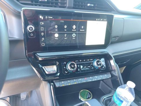 Used 2025 GMC Sierra 1500 AT4X w/ AT4X AEV Edition image 16