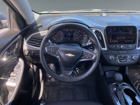 Used 2024 Chevrolet Malibu LS image 12