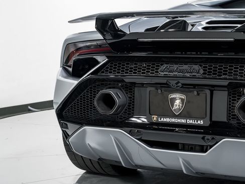 Used 2023 Lamborghini Huracan Tecnica RWD image 50