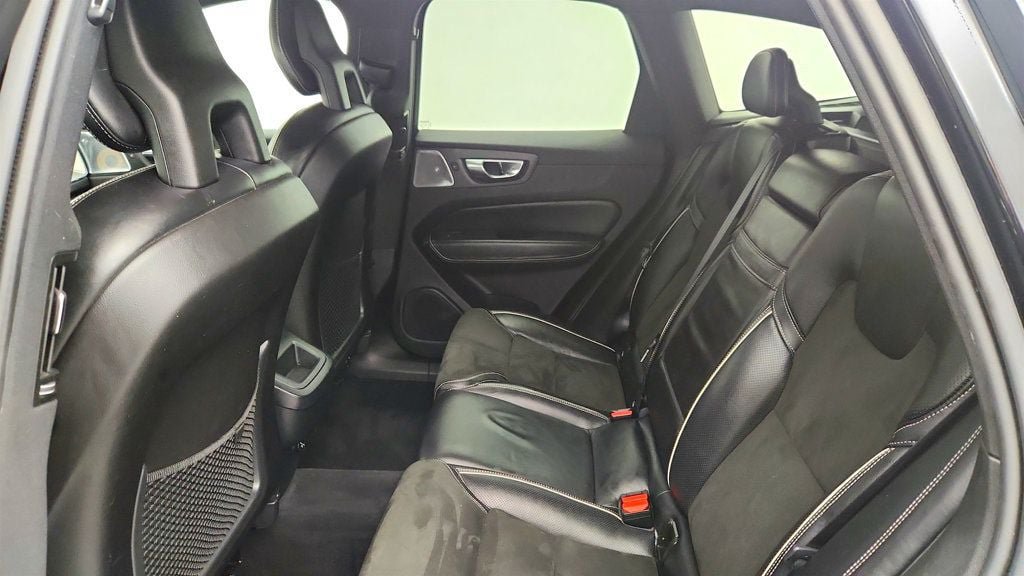 Used 2018 Volvo XC60 T6 R-Design w/ Convenience Package AWD/4WD image 21