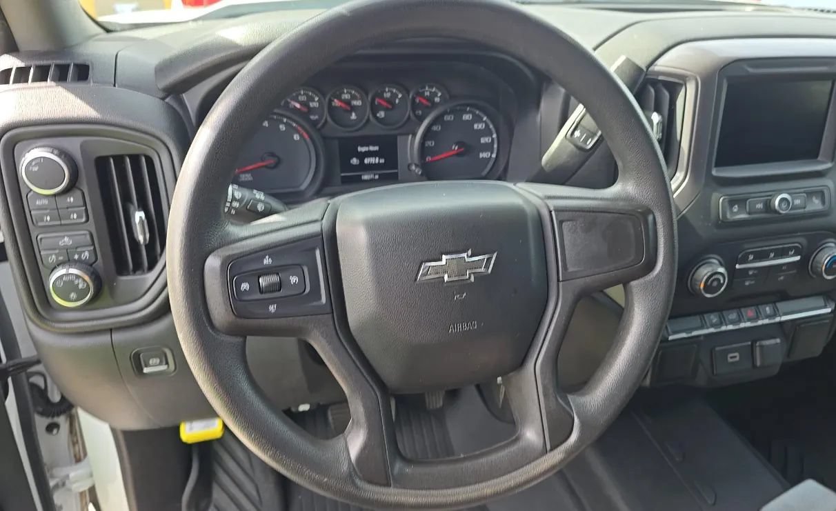 Used 2020 Chevrolet Silverado 1500 Custom Trail Boss w/ Custom Convenience Package AWD/4WD image 6