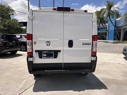 Used 2025 RAM ProMaster 2500 w/ Convenience Group FWD image 35