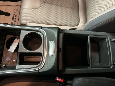 Used 2023 Hyundai Santa Fe SEL image 19