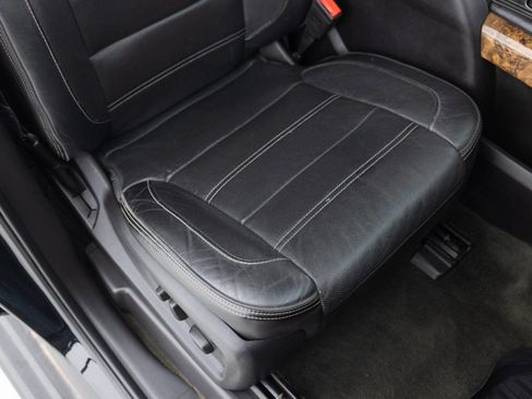 Used 2015 GMC Yukon Denali w/ Touring Package image 29