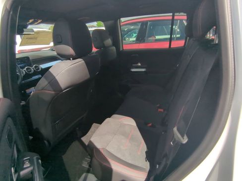 New 2024 Mercedes-Benz GLB 250 GLB 250 image 5