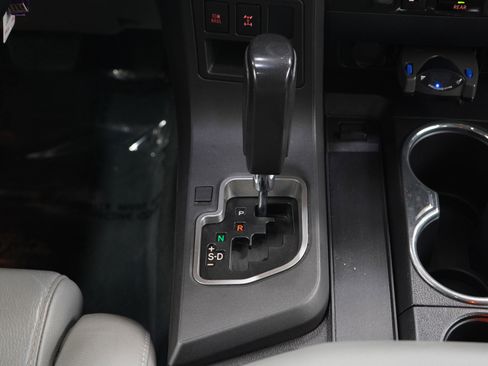 Used 2018 Toyota Sequoia Limited image 20