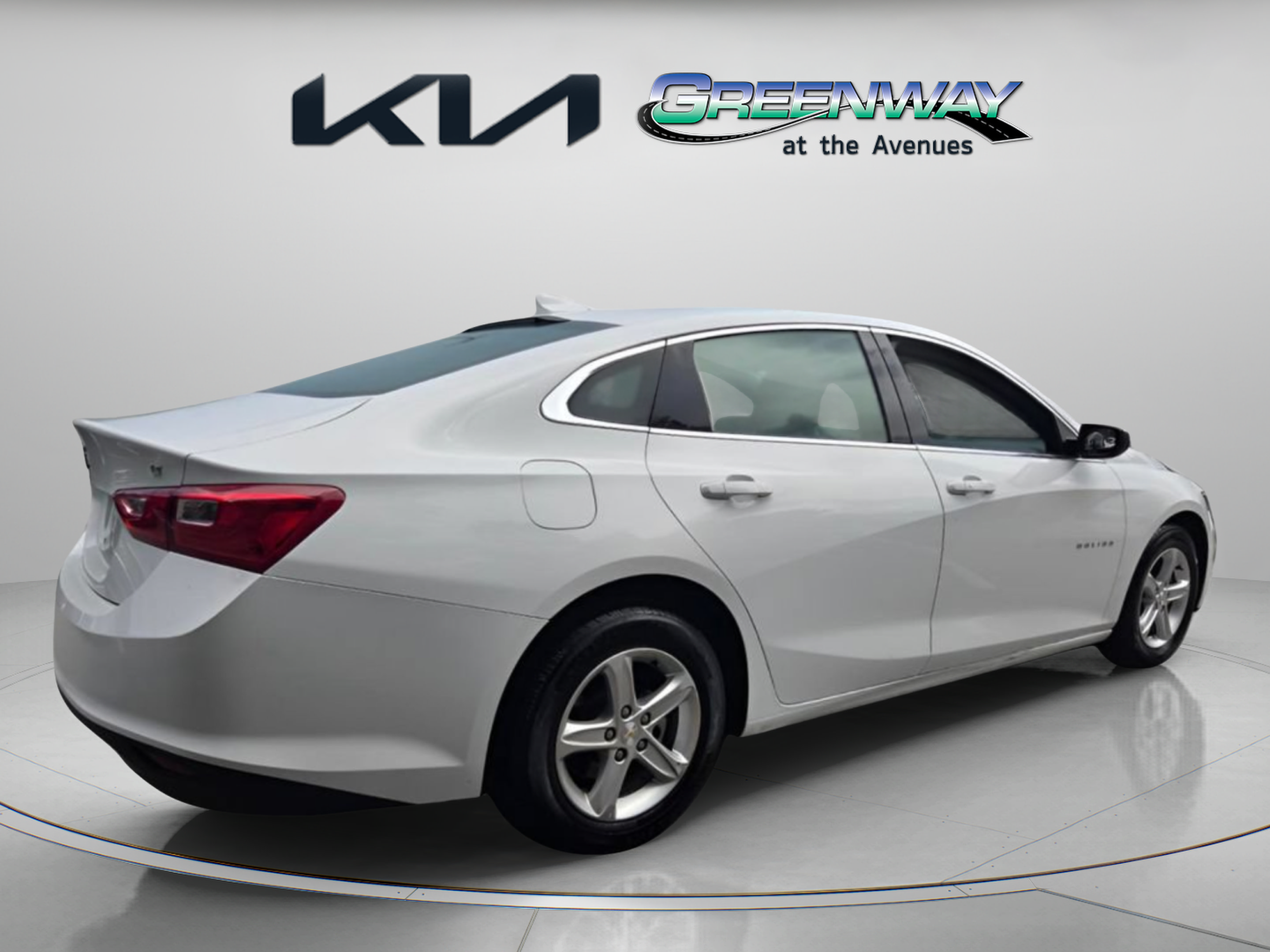 Used 2023 Chevrolet Malibu LT FWD image 7
