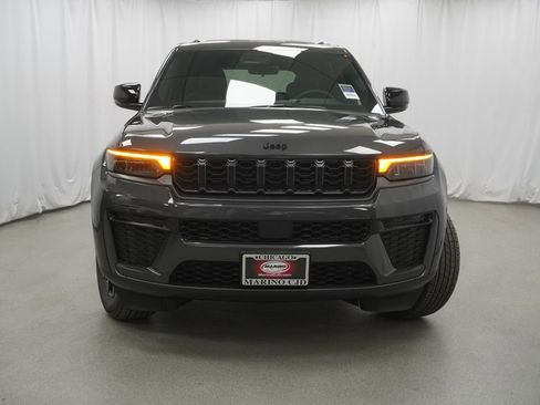 New 2026 Jeep Grand Cherokee Altitude AWD/4WD image 7