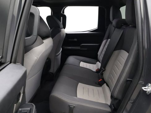 Certified 2025 Toyota Tacoma TRD Sport image 18