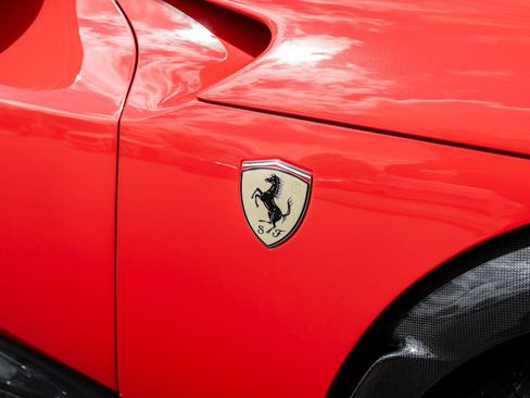 Used 2026 Ferrari Purosangue AWD/4WD image 17