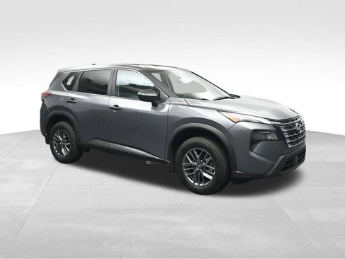 Used 2024 Nissan Rogue S AWD/4WD image 7