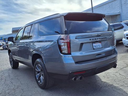 Used 2021 Chevrolet Suburban Z71 w/ Z71 Off-Road Package image 3