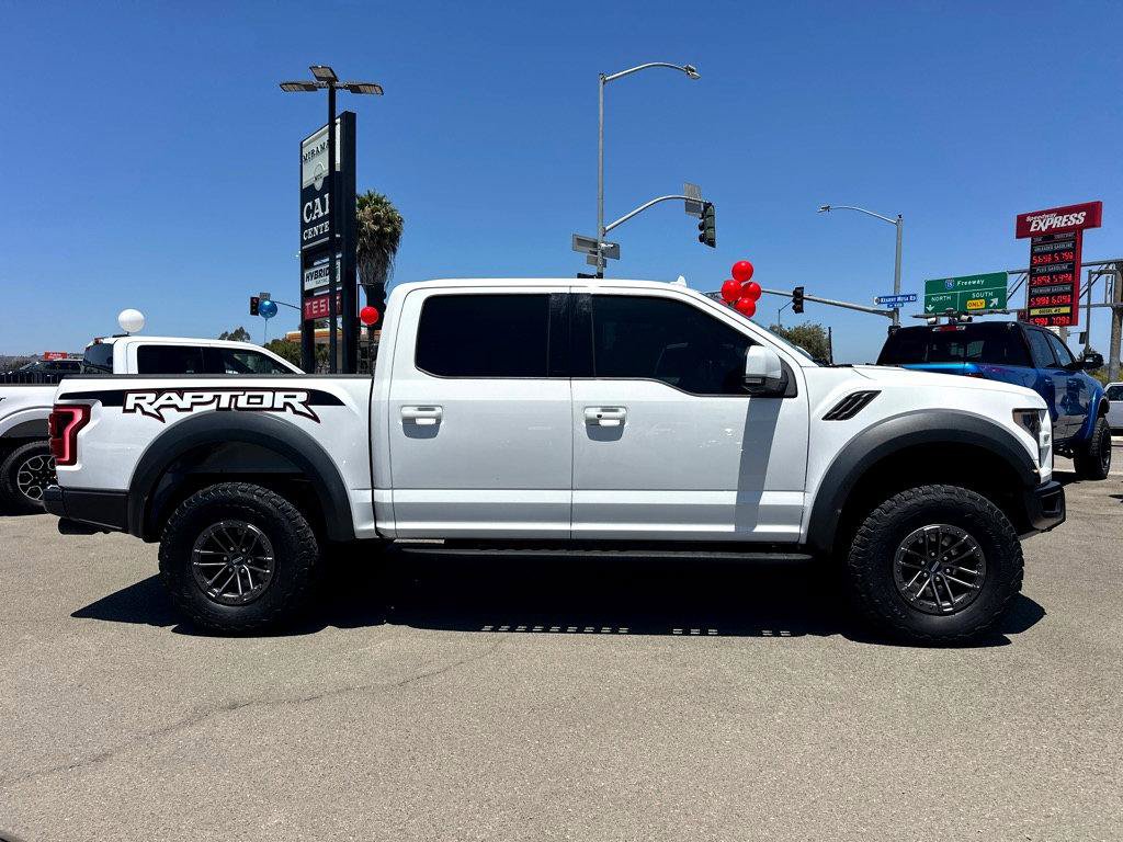 Used 2019 Ford F150 Raptor w/ Equipment Group 802A Luxury AWD/4WD image 43