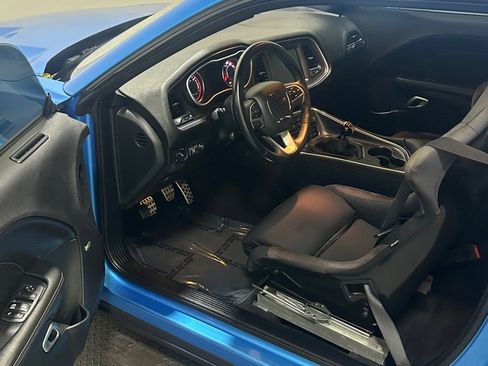 Used 2016 Dodge Challenger R/T Scat Pack w/ Leather Interior Group image 8