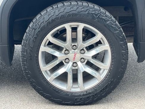 Used 2021 GMC Sierra 1500 SLE w/ X31 Off-Road Package AWD/4WD image 28