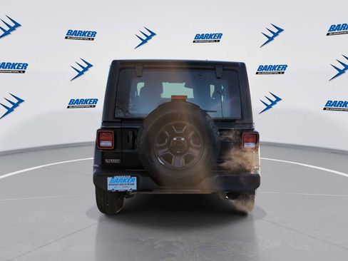 Used 2025 Jeep Wrangler Sport image 7