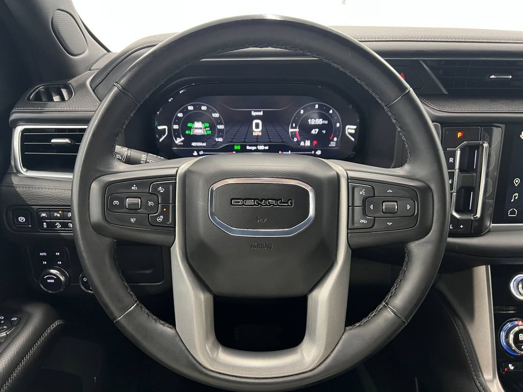 Used 2024 GMC Yukon XL Denali AWD/4WD image 12