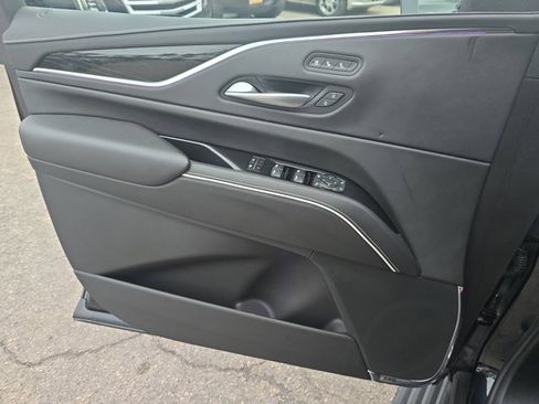 Certified 2023 Cadillac Escalade V image 28