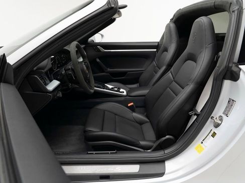 Used 2024 Porsche 911 Targa 4S w/ Premium Package image 19