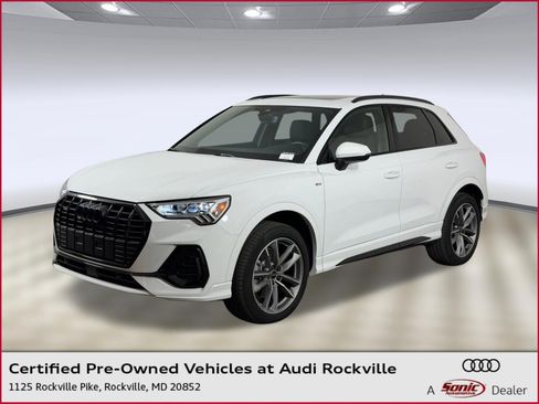 Certified 2025 Audi Q3 2.0T Premium w/ Convenience Package AWD/4WD image 1