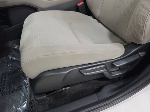 Used 2019 Honda HR-V EX image 29