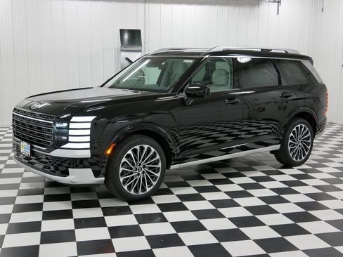 Used 2026 Hyundai Palisade Calligraphy AWD/4WD image 4