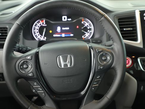 Used 2019 Honda Ridgeline RTL-E image 15
