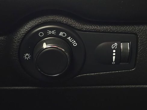 Used 2024 Dodge Durango GT image 27