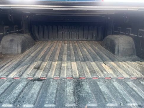 Used 2021 GMC Sierra 1500 AT4 w/ AT4 Value Package AWD/4WD image 9