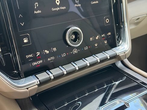 New 2026 GMC Yukon XL Denali w/ Sun & Power Step Package AWD/4WD image 15