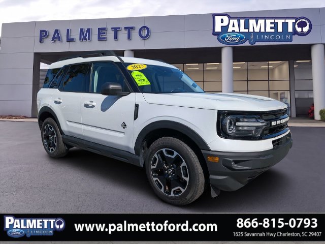 Used 2023 Ford Bronco Sport Outer Banks w/ Tech Package AWD/4WD image 1