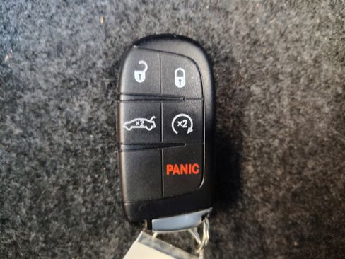 Used 2015 Dodge Charger R/T RWD image 28